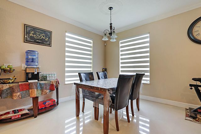 6401 SW 195th Avenue, Fort Lauderdale, FL 33332