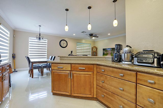 6401 SW 195th Avenue, Fort Lauderdale, FL 33332