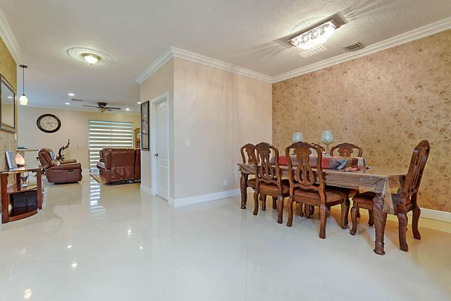 6401 SW 195th Avenue, Fort Lauderdale, FL 33332