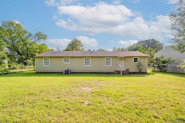 206 Empire St, Gladewater, TX 75647