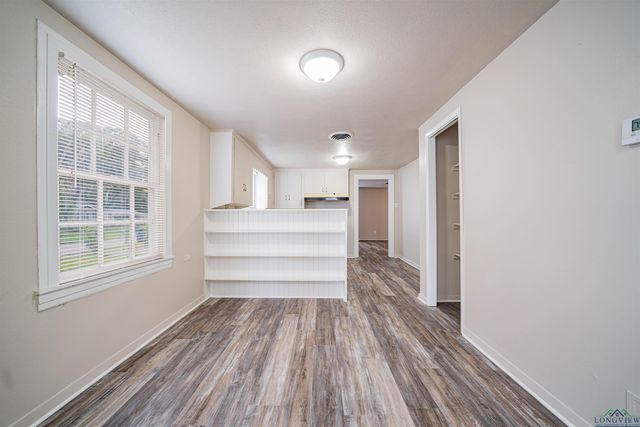206 Empire St, Gladewater, TX 75647