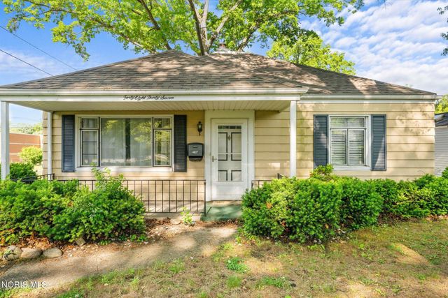 4837 Luann Avenue, Toledo, OH 43623