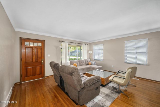 4837 Luann Avenue, Toledo, OH 43623