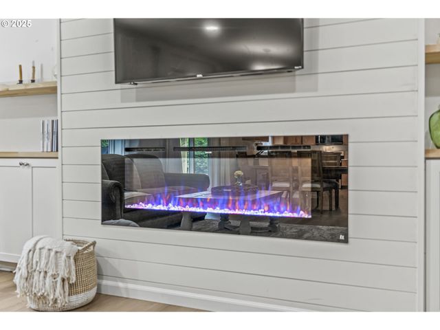 26 MARINA Dr, Cathlamet, WA 98612