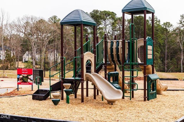 283 Hickory Grove Drive, Sanford, NC 27330