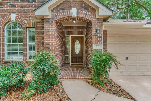 27 E Russet Grove Circle, The Woodlands, TX 77384