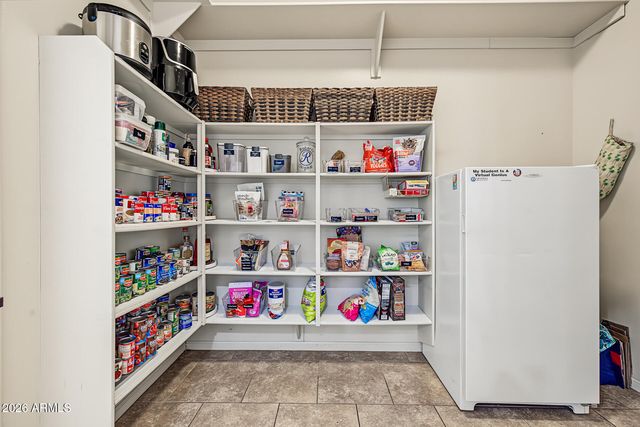 17313 W OCOTILLO Road, Waddell, AZ 85355