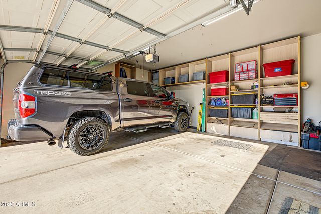 17313 W OCOTILLO Road, Waddell, AZ 85355