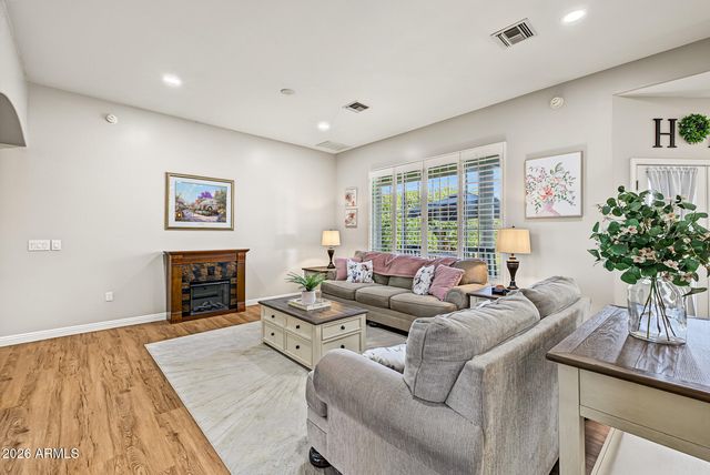17313 W OCOTILLO Road, Waddell, AZ 85355