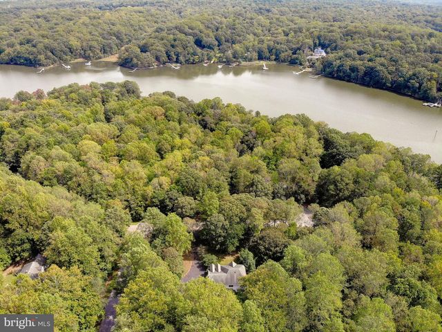 7421 STONE CT, Saint Leonard, MD 20685