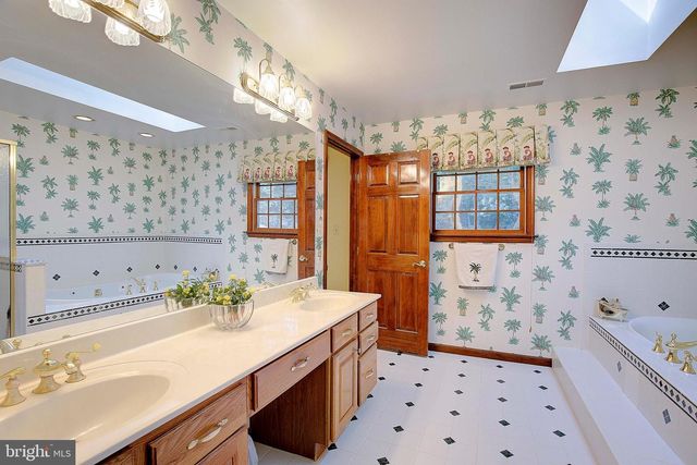7421 STONE CT, Saint Leonard, MD 20685