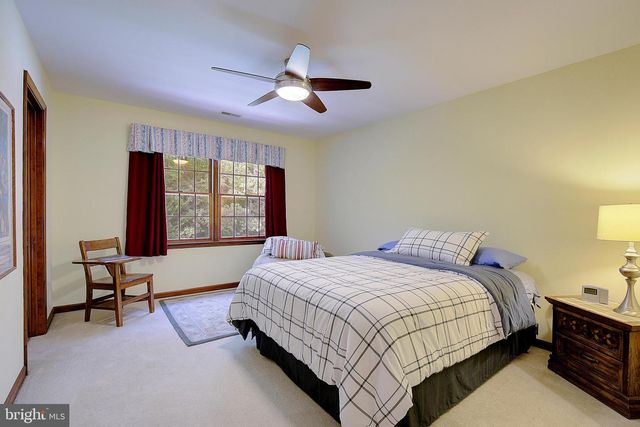 7421 STONE CT, Saint Leonard, MD 20685