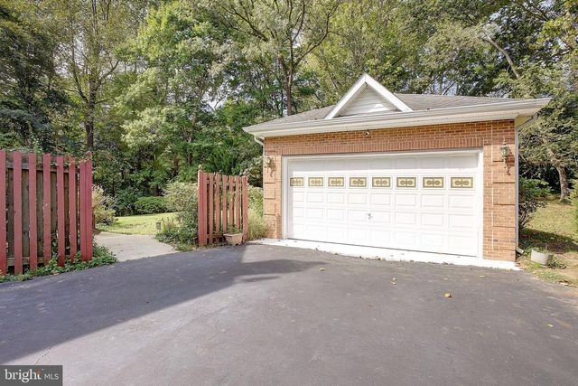 7421 STONE CT, Saint Leonard, MD 20685