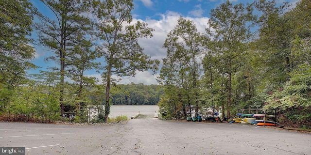 7421 STONE CT, Saint Leonard, MD 20685