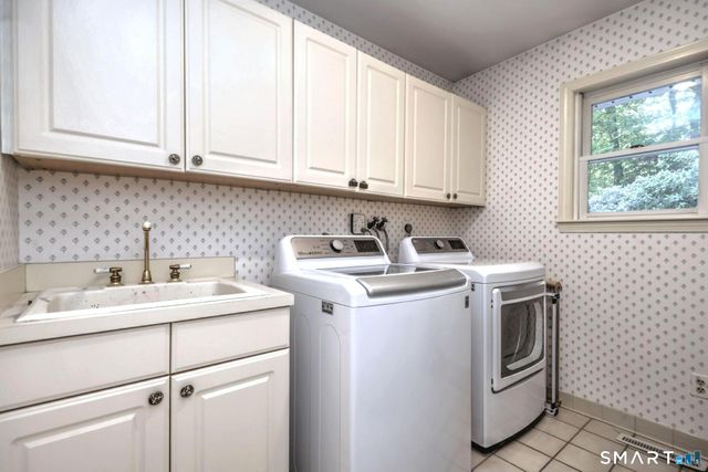 60 West Meadow Road, Hamden, CT 06518