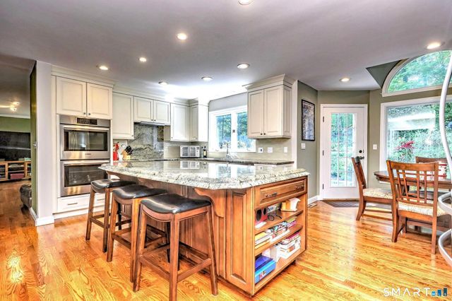 60 West Meadow Road, Hamden, CT 06518