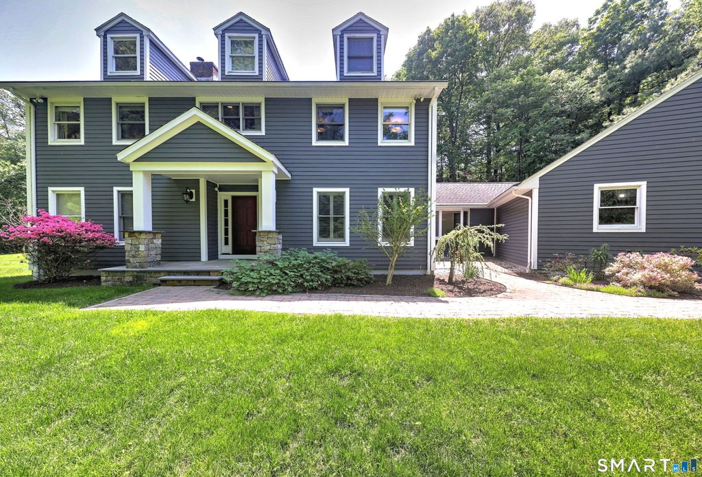 60 West Meadow Road, Hamden, CT 06518