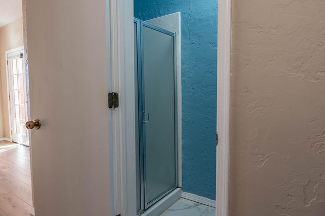 929 Stuart Road NW, Albuquerque, NM 87114