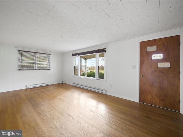 11362 ORCHARD ROAD RD, Waynesboro, PA 17268