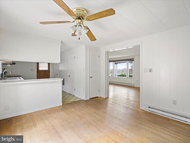 11362 ORCHARD ROAD RD, Waynesboro, PA 17268