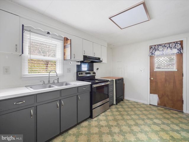 11362 ORCHARD ROAD RD, Waynesboro, PA 17268