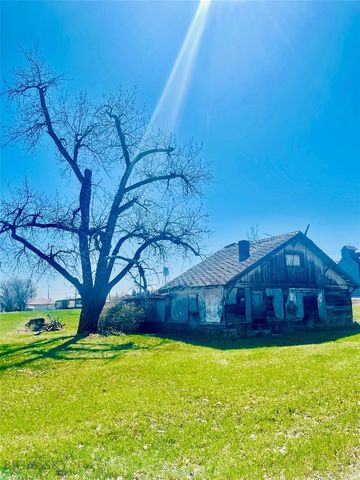 1314 Missouri Street, Chinook, MT 59523