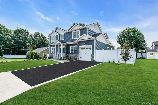 68 Caroline Street, Bethpage, NY 11714