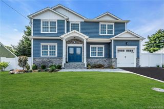 68 Caroline Street, Bethpage, NY 11714