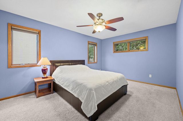 2082 Cowern Place E, North Saint Paul, MN 55109