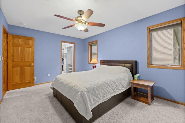 2082 Cowern Place E, North Saint Paul, MN 55109