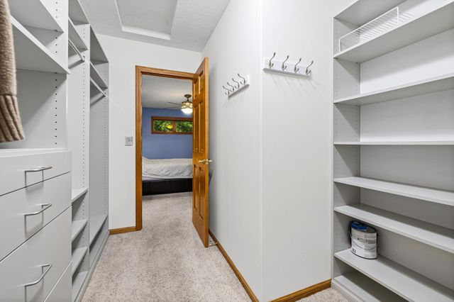 2082 Cowern Place E, North Saint Paul, MN 55109