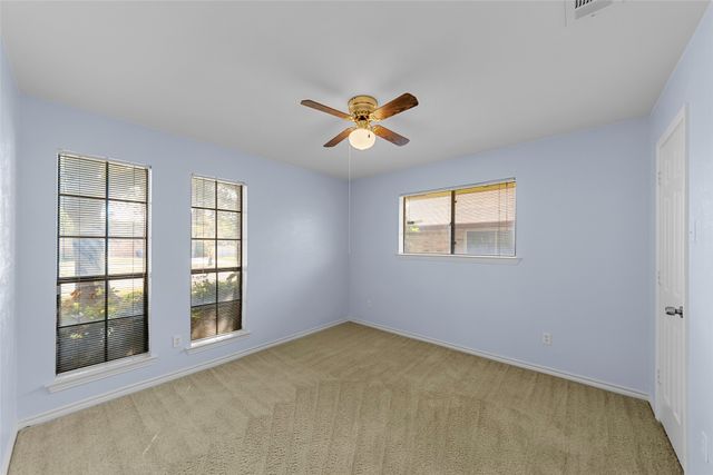 1445 Thunderbrook Drive, Desoto, TX 75115