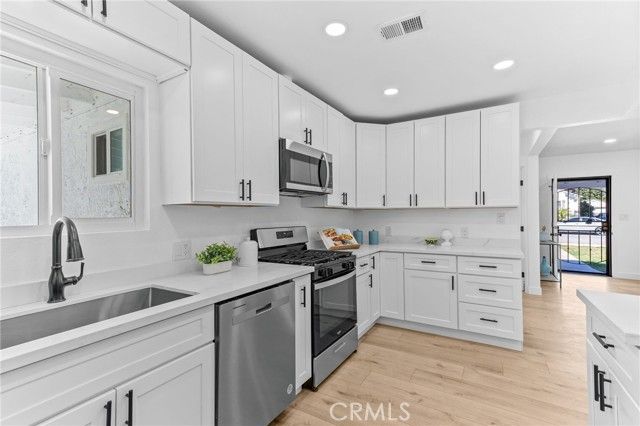 268 W Willow, Pomona, CA 91768