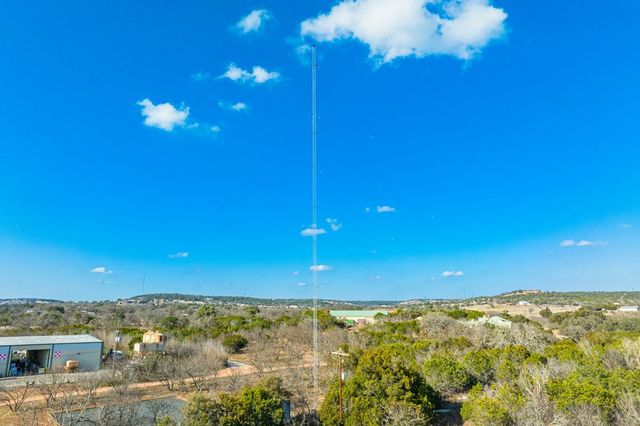 1836 Junction Hwy, Kerrville, TX 78028