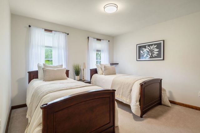 7 Westminster Lane, Auburn, NH 03032