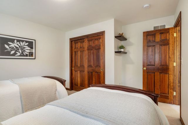 7 Westminster Lane, Auburn, NH 03032