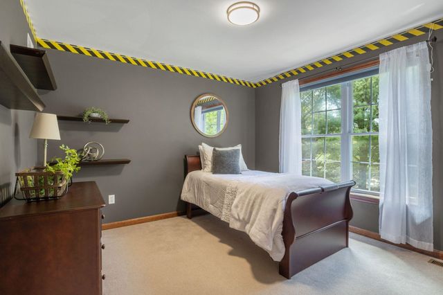 7 Westminster Lane, Auburn, NH 03032