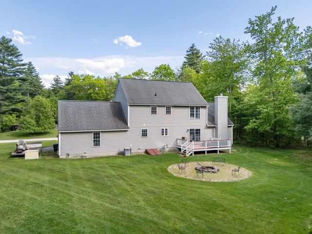 7 Westminster Lane, Auburn, NH 03032
