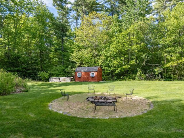 7 Westminster Lane, Auburn, NH 03032