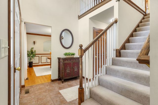 7 Westminster Lane, Auburn, NH 03032