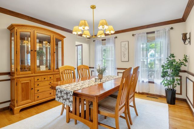 7 Westminster Lane, Auburn, NH 03032