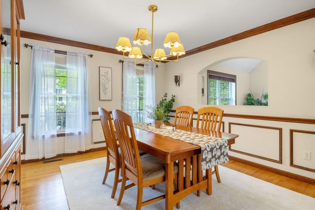 7 Westminster Lane, Auburn, NH 03032