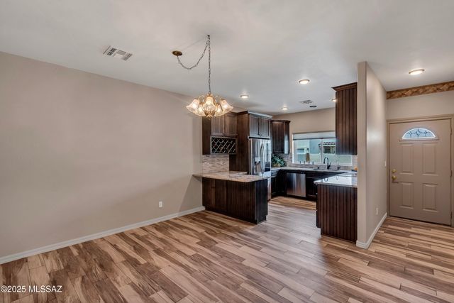 2833 S Full Moon Drive, Tucson, AZ 85713