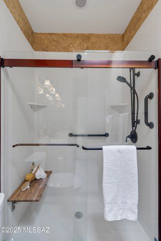 2833 S Full Moon Drive, Tucson, AZ 85713