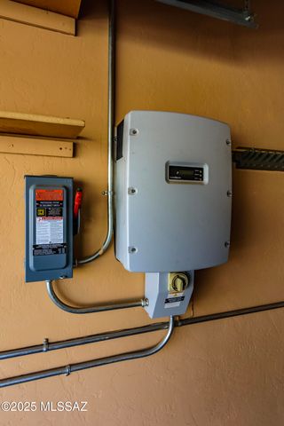 2833 S Full Moon Drive, Tucson, AZ 85713