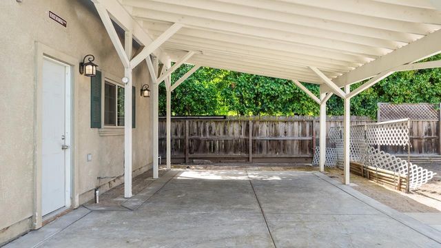 940 Constitution Way, Tracy, CA 95376