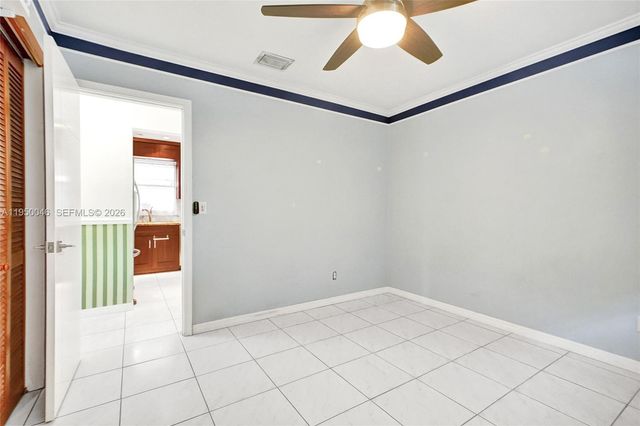 21120 NE 24th Ct, Miami, FL 33180