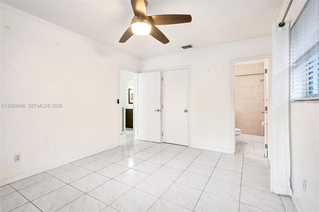 21120 NE 24th Ct, Miami, FL 33180