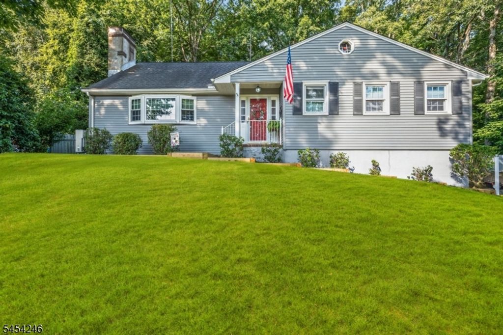 108 Chestnut Ter, Rockaway Boro, NJ 07866 — exterior