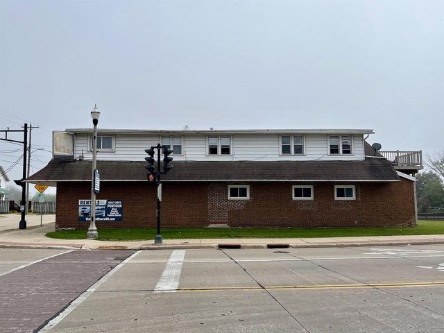 1522 MONROE STREET, Two Rivers, WI 54241
